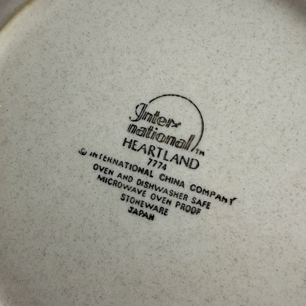 Vintage International Heartland 7774 12